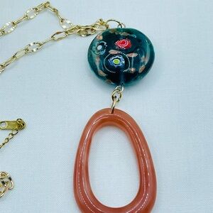Elegant Gold, Green and Orange Pendant Necklace